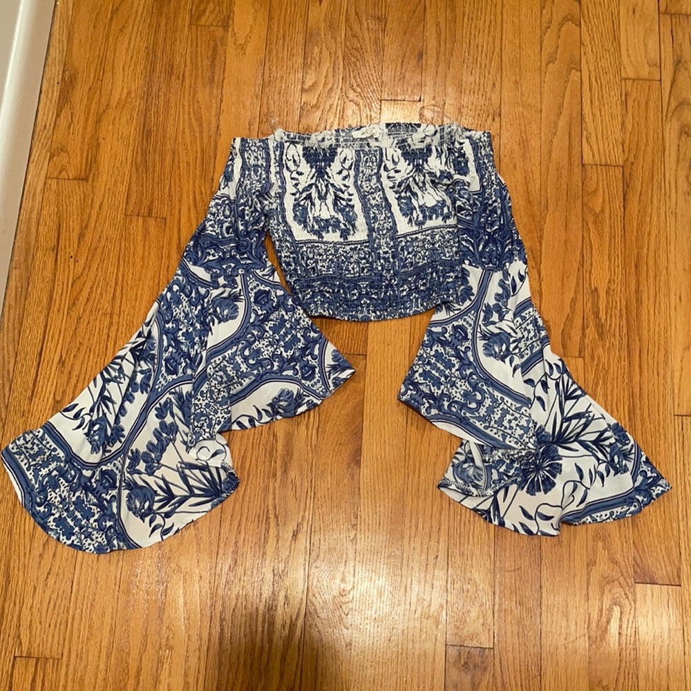 size S NWOT blouse
